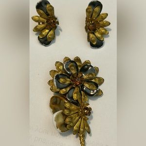 Vintage Miriam Haskell brooch and earrings